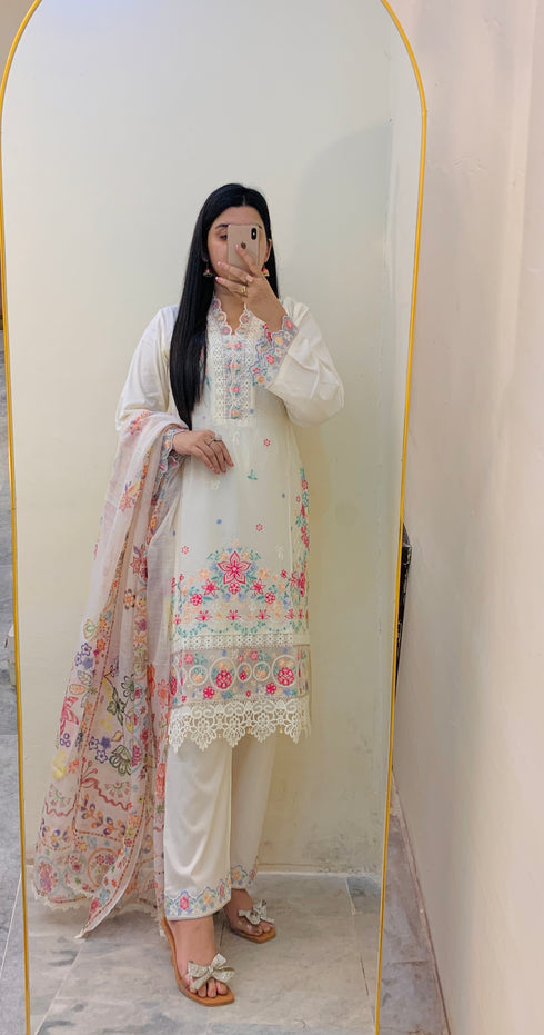 Off-White Embroidered Suit – Elegant & Timeless