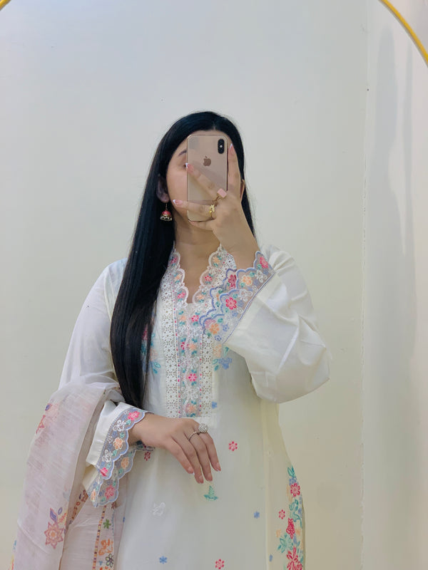 Off-White Embroidered Suit – Elegant & Timeless