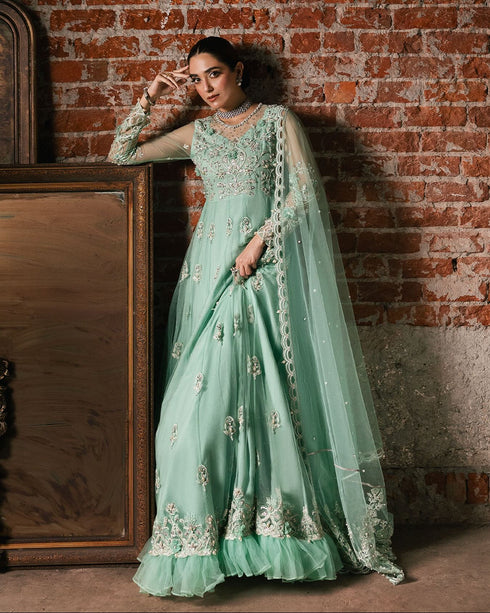 JANNAT Enchanted Naqshi Net Maxi Ensemble
